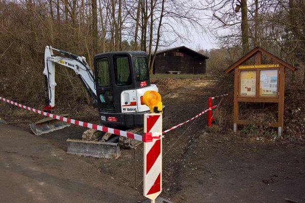 Sanierung der Einfahrt zum Lehrbienenstand